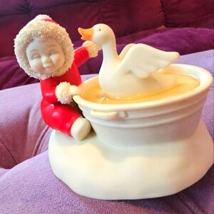 Snowbabies Saturday Bath